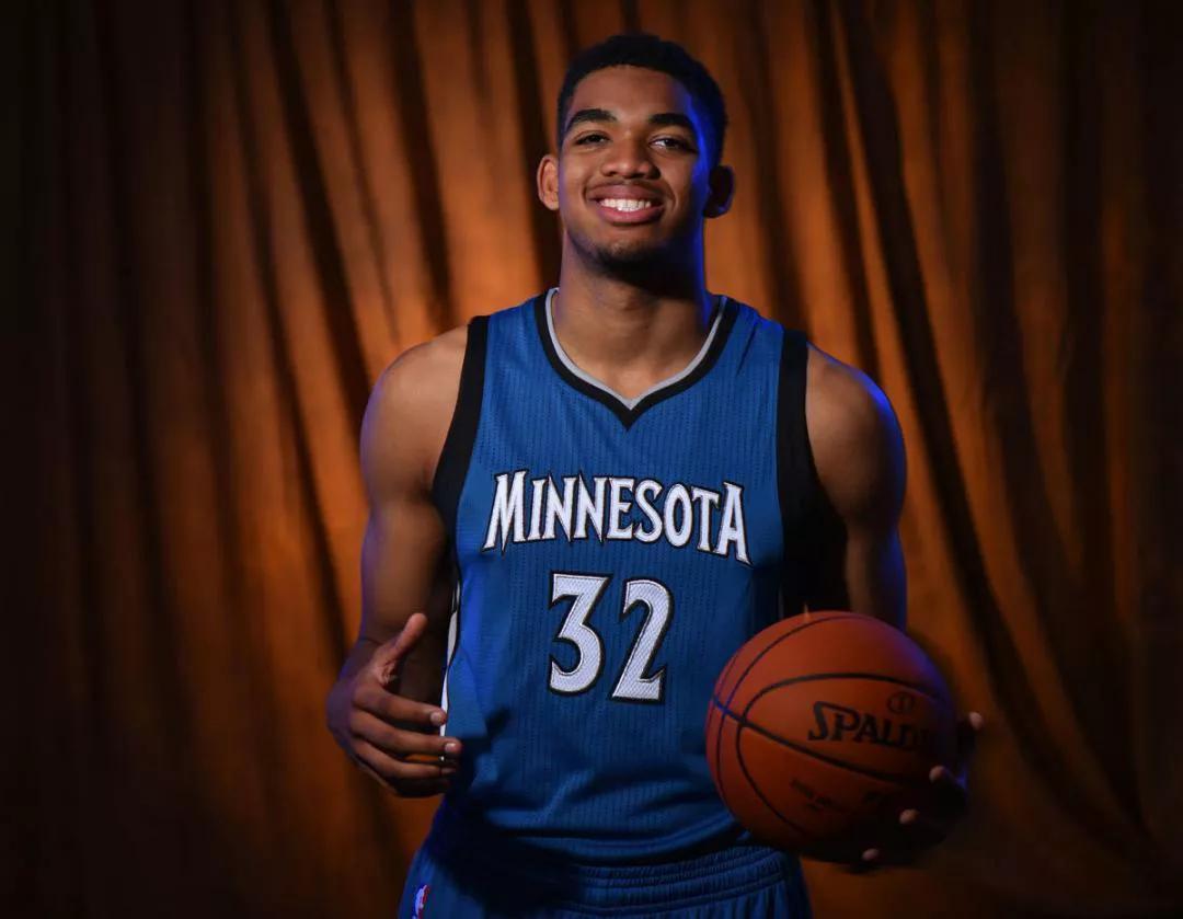 她希望通过 她希望通过