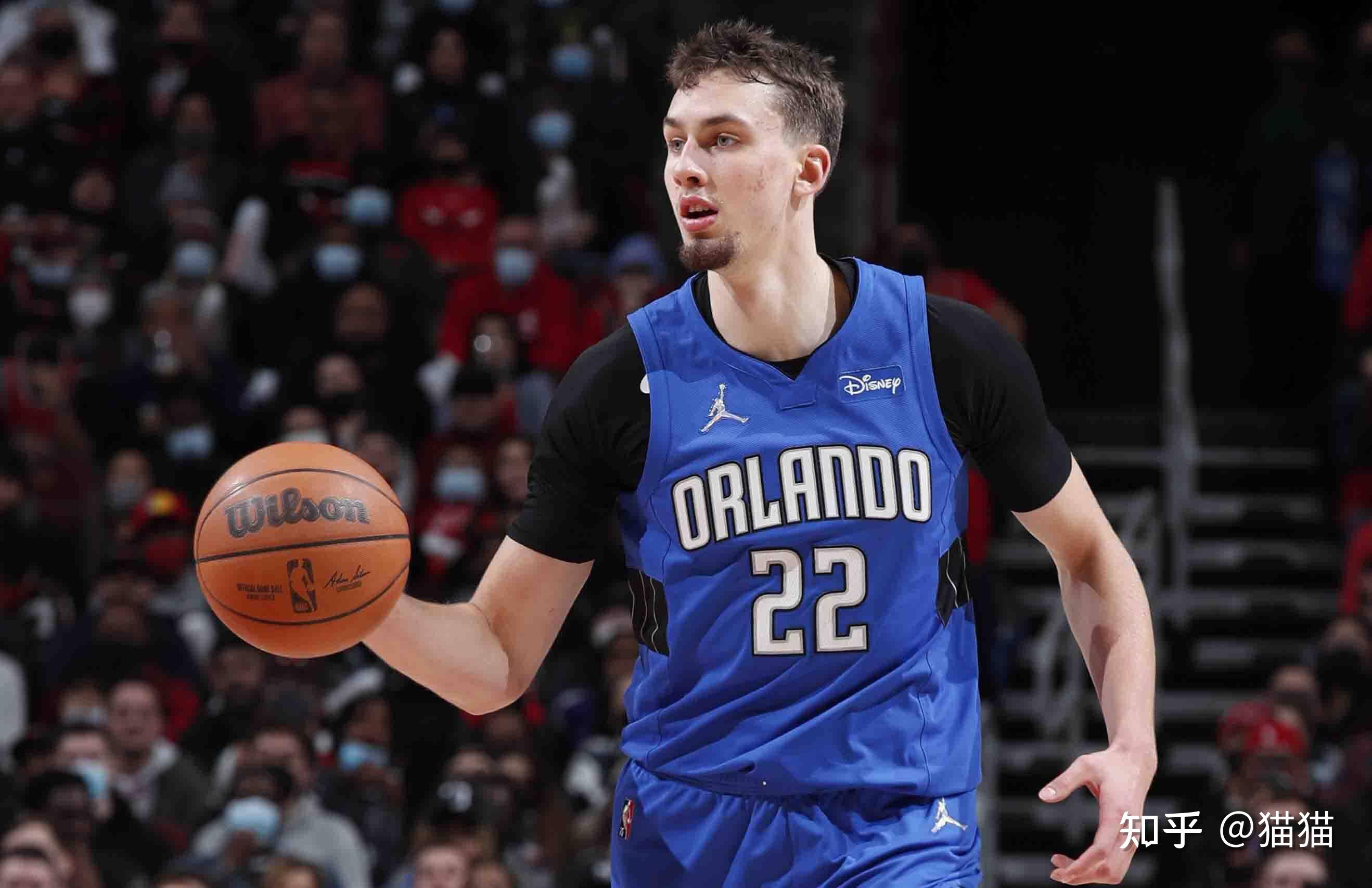 足球跨越情 足球跨越情