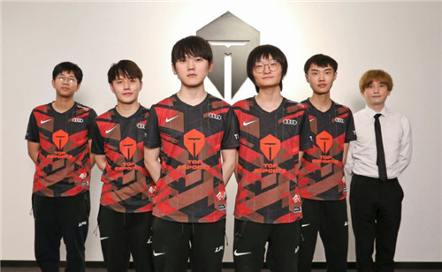 敲响了警钟 敲响了警钟