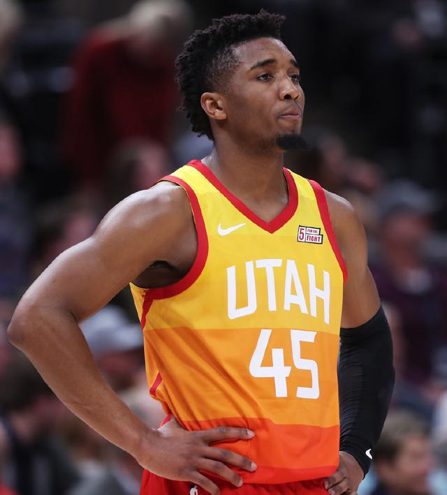 表现尤为抢 表现尤为抢