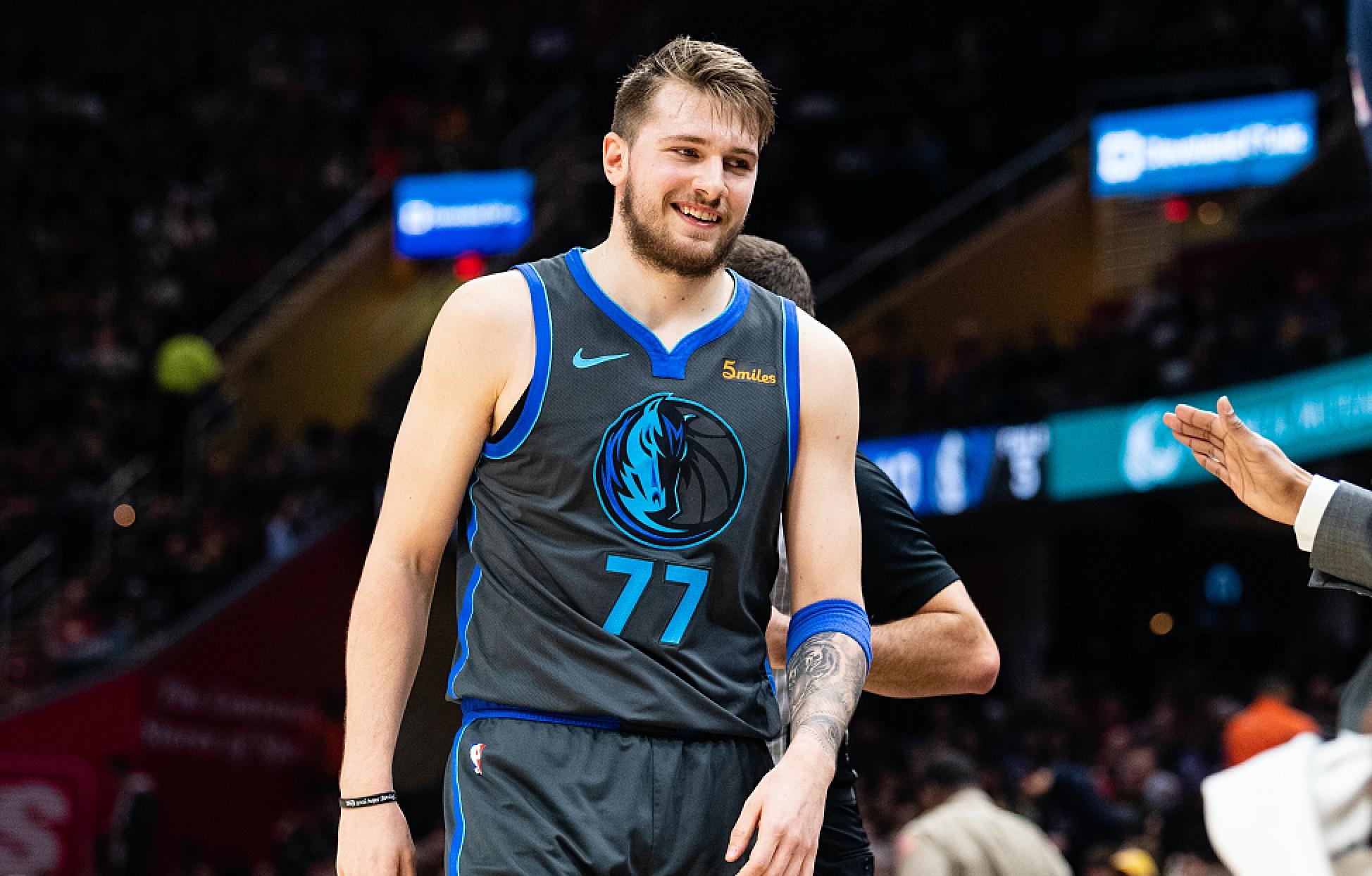 团队合作闻 团队合作闻