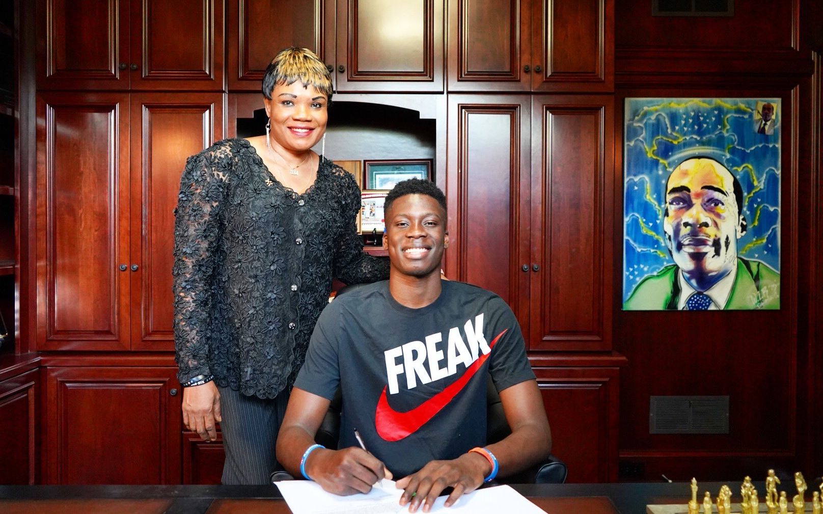 在强庄压场 在强庄压场